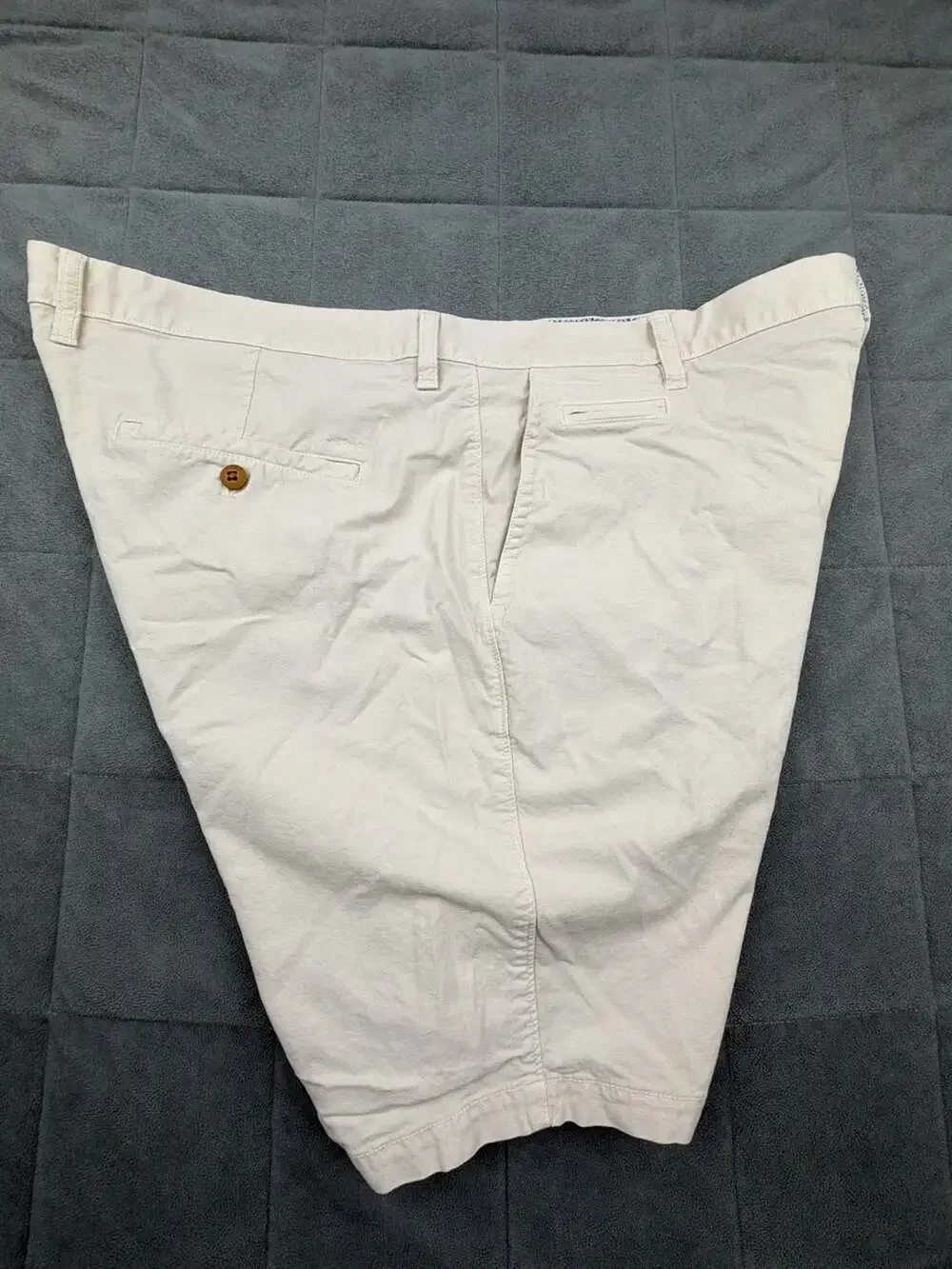 Johnnie-O Stone Chino Shorts Men's Size 40 Style JMSH1940